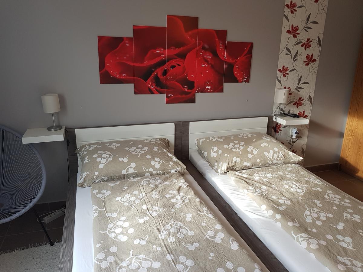 Kovacs Vendeghaz Apartment Matraderecske Ngoại thất bức ảnh