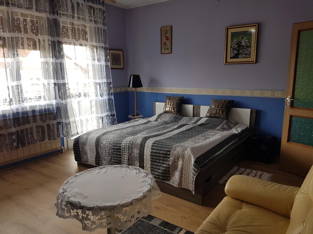 Kovacs Vendeghaz Apartment Matraderecske Ngoại thất bức ảnh